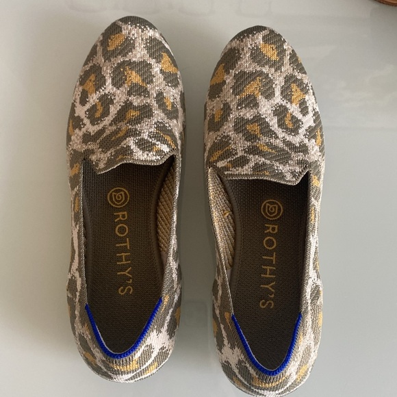 Women's 8.5 Rothy's smoke spot loafers - Picture 2 of 6